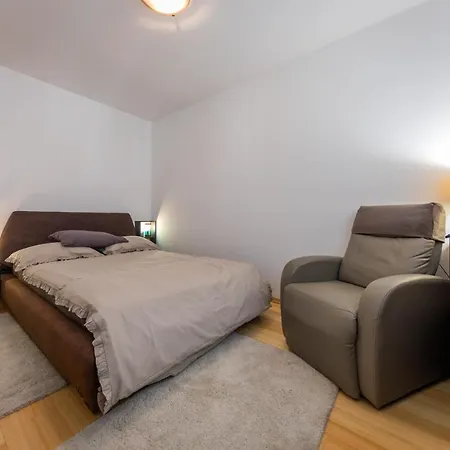 Lägenhet 2 Bathrooms, Free Parking Spot, Prt Sea View Dubrovnik