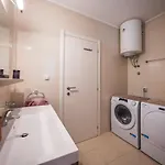2 Bathrooms, Free Parking Spot, Prt Sea View 公寓 *